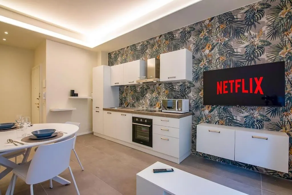 Modern Apartment Ac, Wifi Next To 2 Metro Line Stations And City Life Area contacts